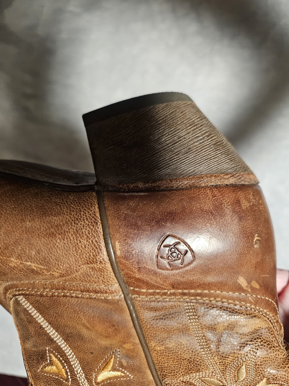 Ariat Brown Leather Embroidered Western Heeled Boots - Picture 4 of 10